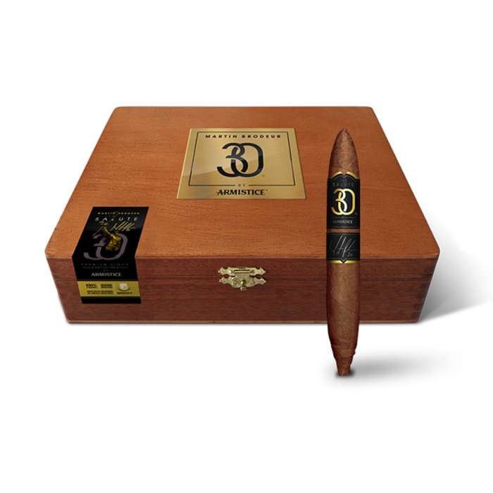 Martin Brodeur 30 The Salute Perfecto Box and Cigar