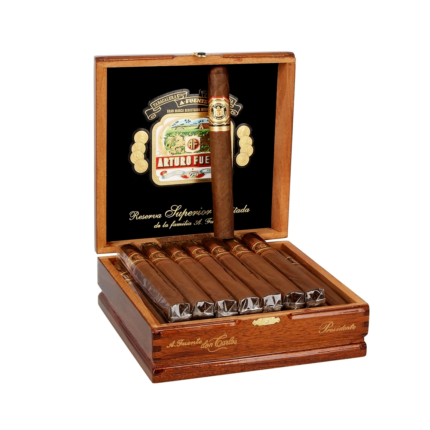 Arturo Fuente Don Carlos Presidente Box and Cigar